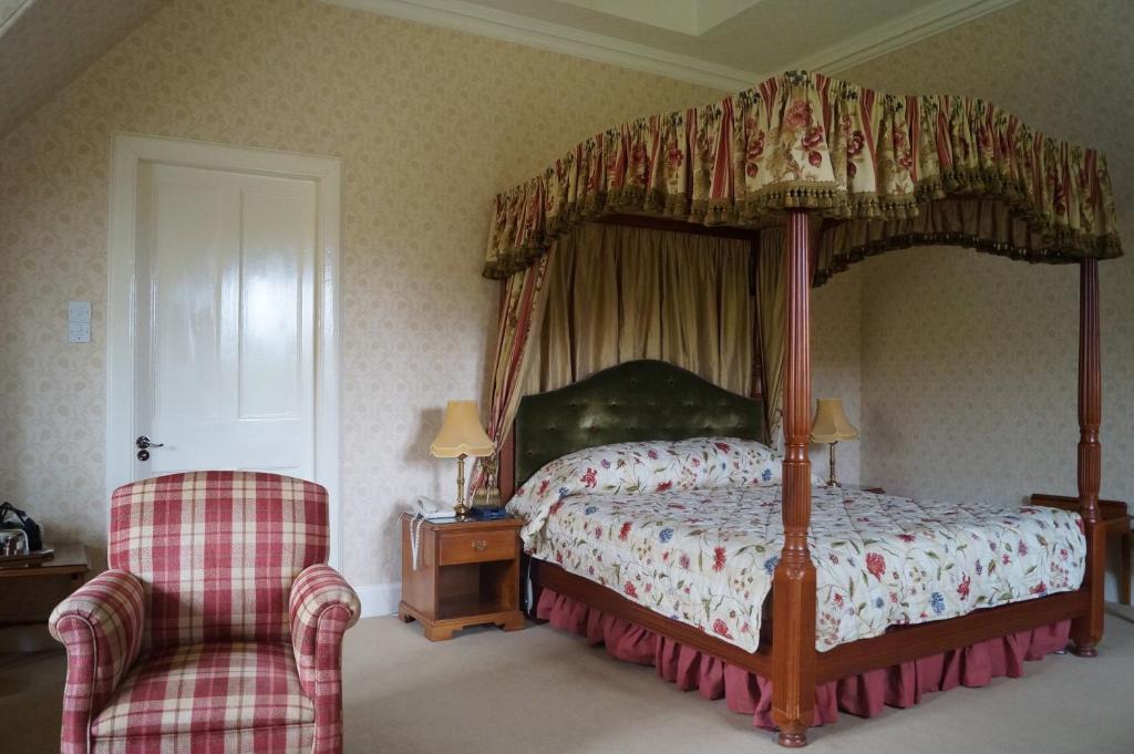 Glengarry Castle Hotel Invergarry Ruang foto